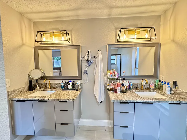 15912 Indian Wells Ct — Photo 17