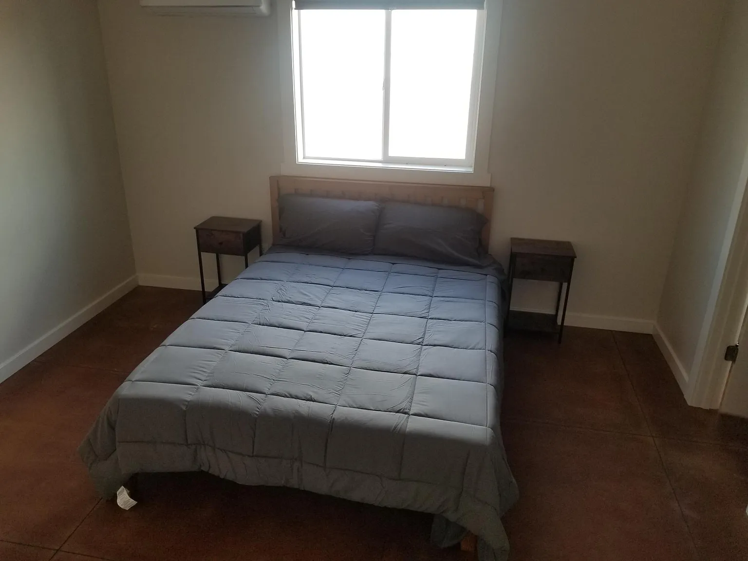 3 bed, 1300 sqft, $2,400 — Photo 4