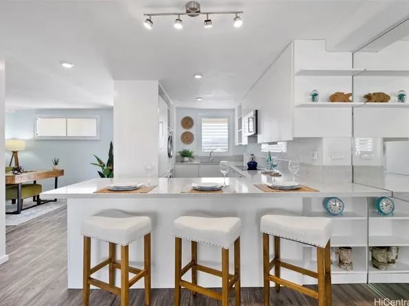 14 Aulike St APT 701, Kailua, HI 96734
