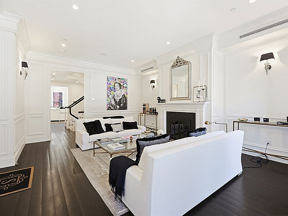 3rd image of 212 Commonwealth Ave APT 1