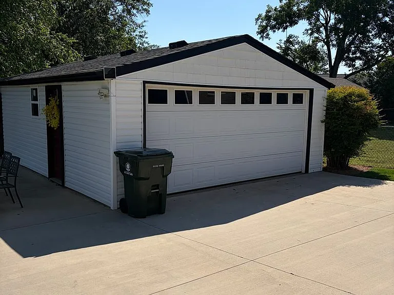 202 Roscoe Dr — Photo 6