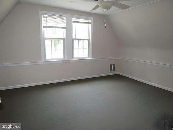 5th image of 1707 Roosevelt Blvd