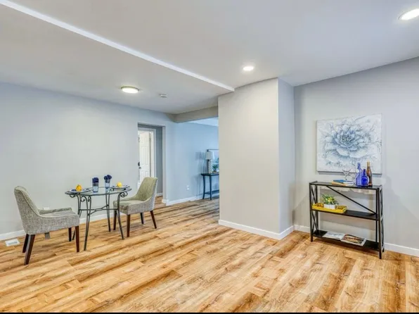 2032 Almont St, Ferndale, MI 48220