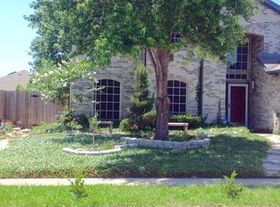 5126 Eastcreek Dr, Arlington, TX 76018