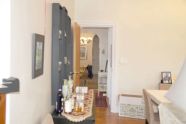 Rented by Metropolitan Brokers Inc. | media 16