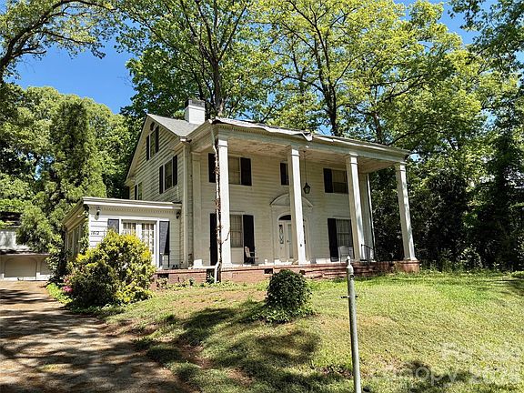 4th image of 1612 S New Hope Rd