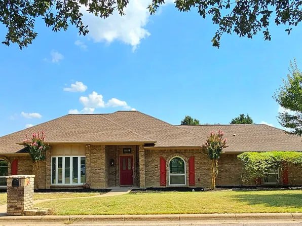 7209 Francisco Dr, Fort Worth, TX 76133