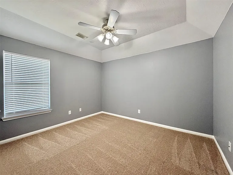 24327 Lanning Dr — Photo 24