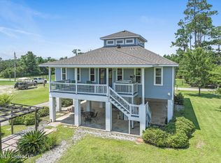 2025 Hollywood Dr, Bay Saint Louis, MS 39520