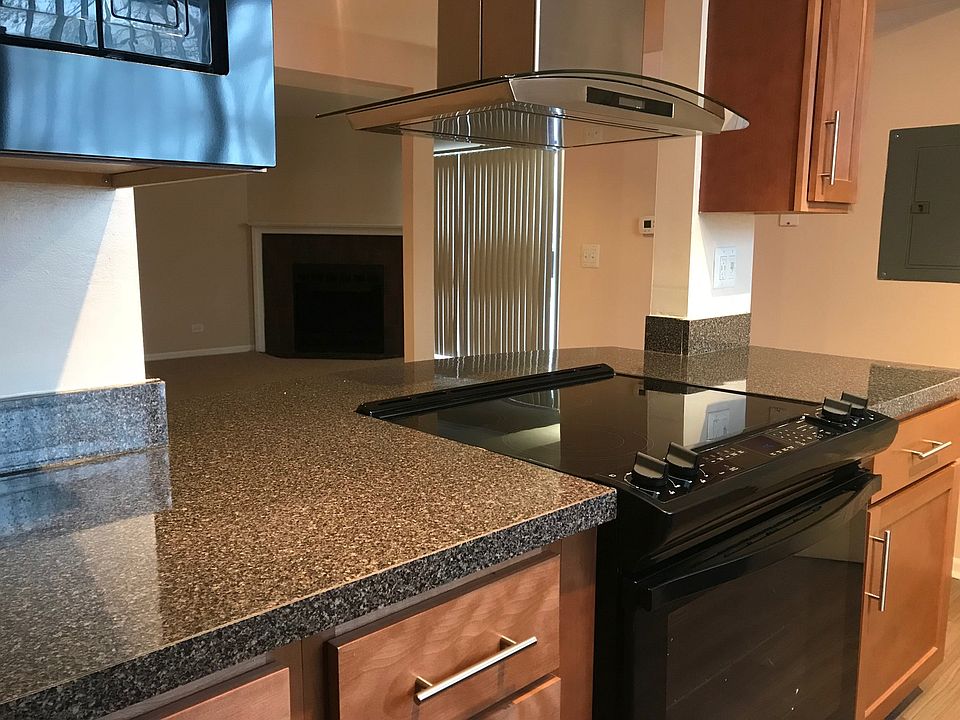 1st image of 1537 Westminster Dr APT 111
