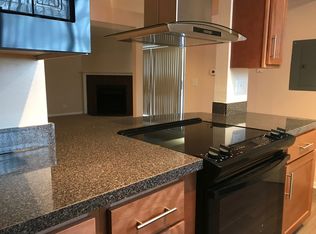 1537 Westminster Dr APT 111, Naperville, IL 60563