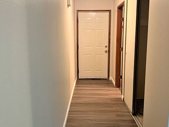 4th image of 1701 E Reserve St APT 11