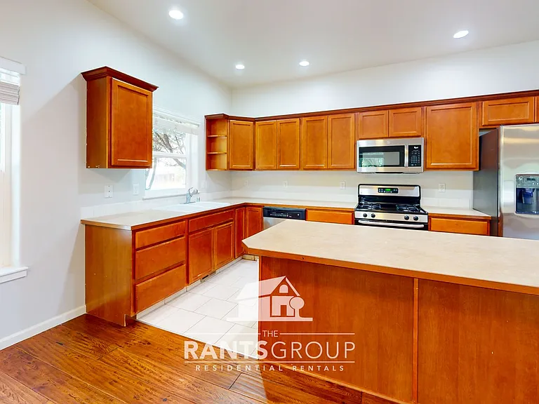 5146 Balustrade Blvd SE — Photo 5