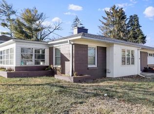 162 S Court St, Luray, VA 22835