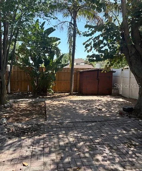 2037 Sunset Grove Ln — Photo 16