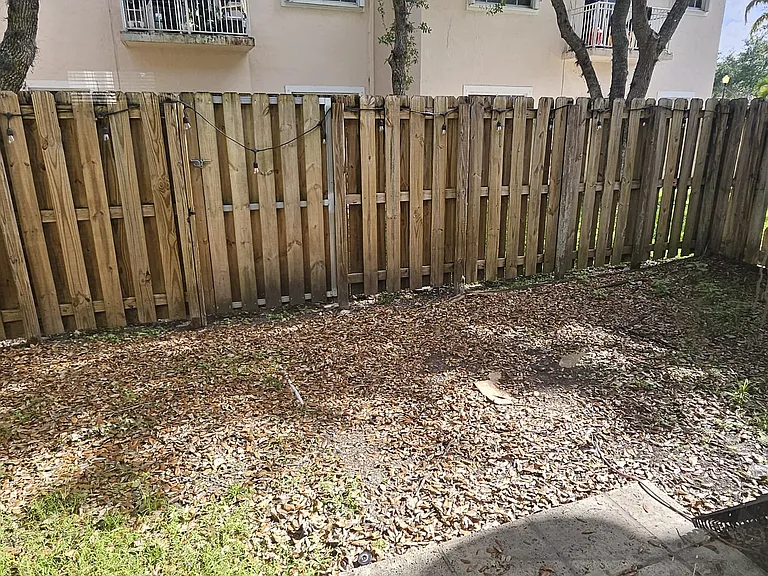 2730 NE 4th St #105 — Photo 15