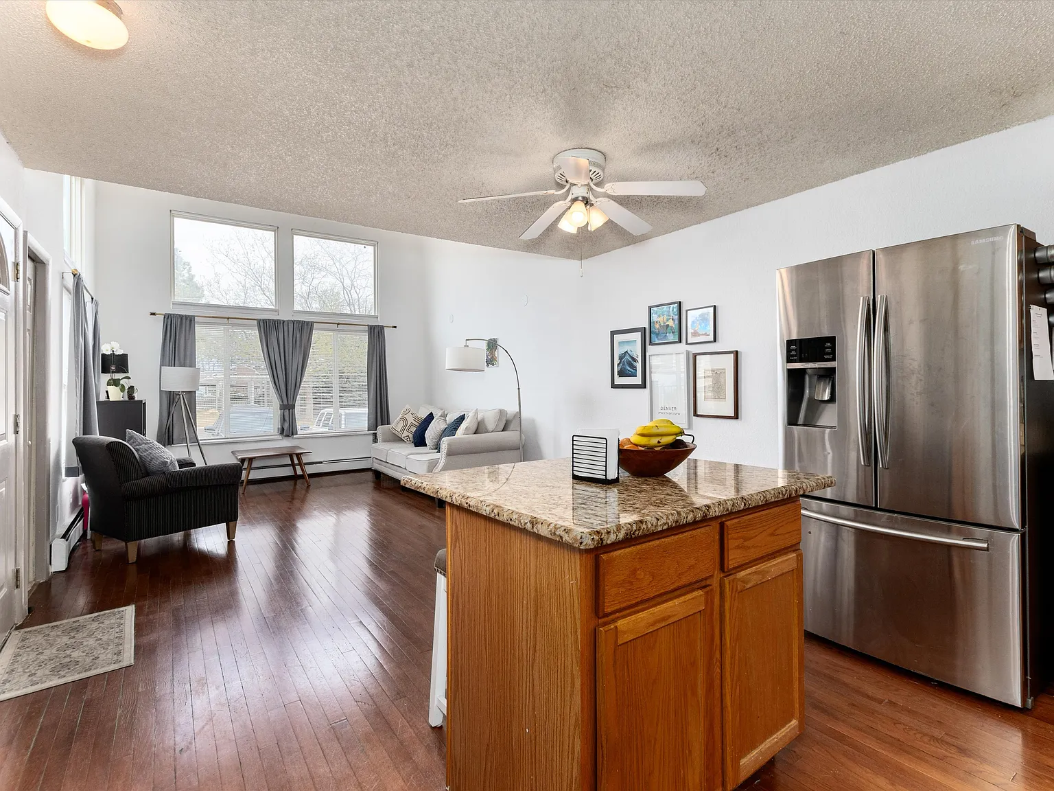 3 bed, 1340 sqft, $2,900 — Photo 4
