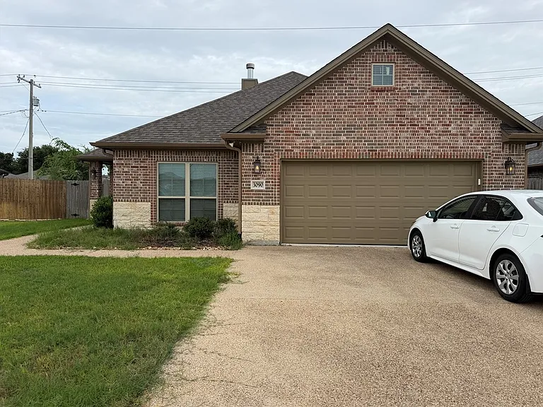 3090 Peterson Cir — Photo 1