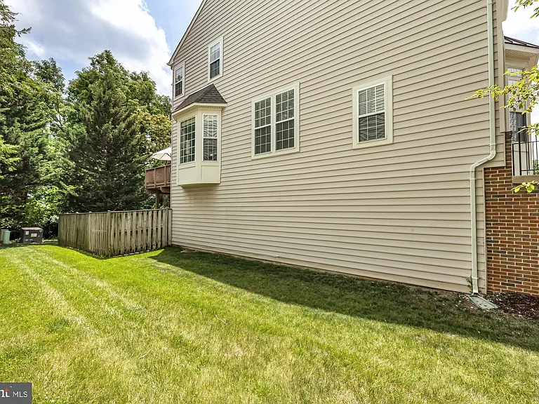 6747 Applemint Ln — Photo 47