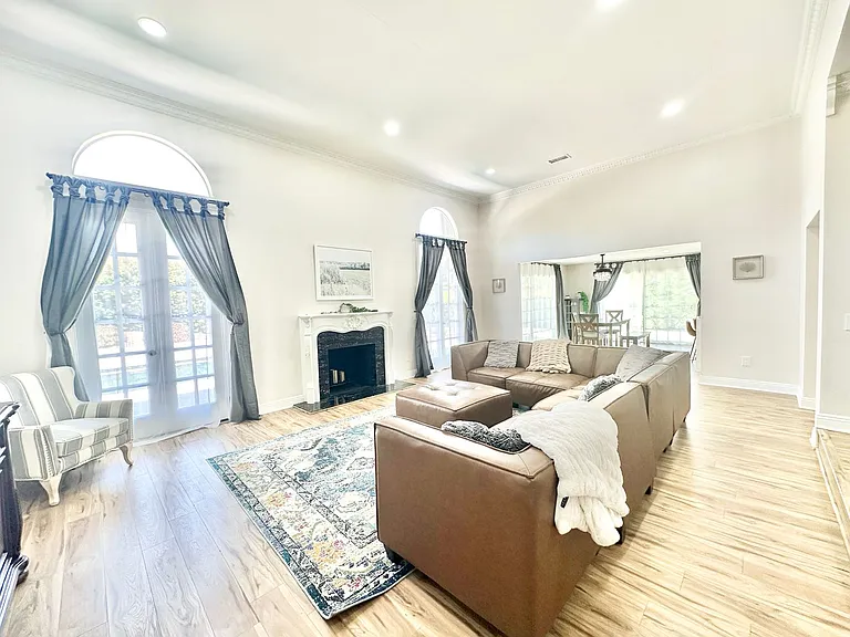 9431 W Lilac Rd #1 — Photo 22