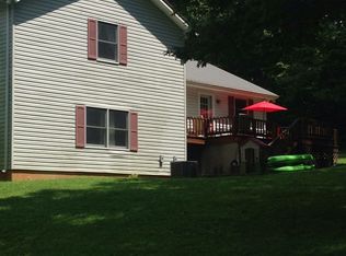 413 Upchurch Dr, Monticello, KY 42633