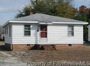 115 S 5th St, Spring Lake, NC 28390