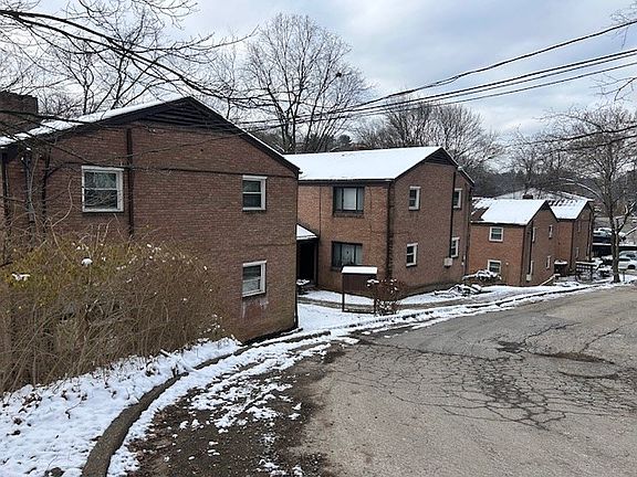 2nd image of 3457-3453 Evergreen Rd