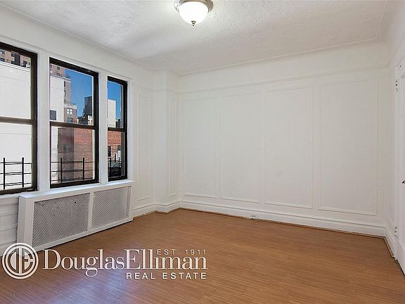 4th image of 221 W 82nd St APT 6C