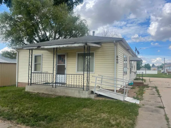 660 Stewart St, Campbell, NE 68932