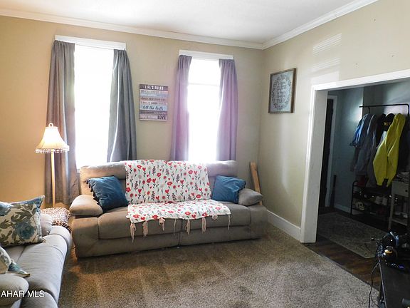3rd image of 2021 Washington Ave