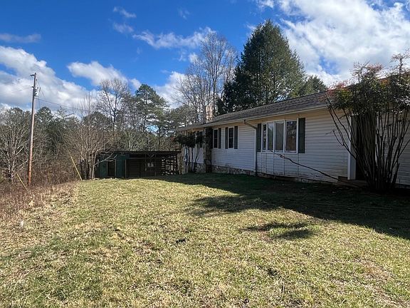 3rd image of 145 Adams Ln