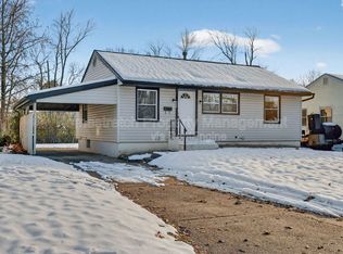 224 Presley Rd, Saint Louis, MO 63137