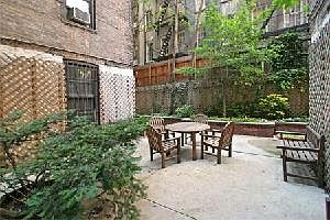 5th image of 315 E 80th St APT 5K