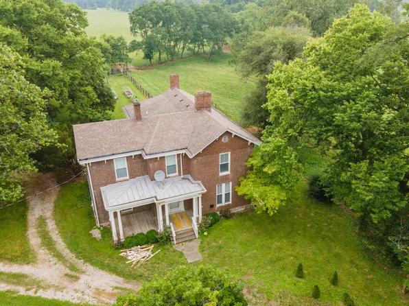 423 Moores Mill Rd, Midway, KY 40347