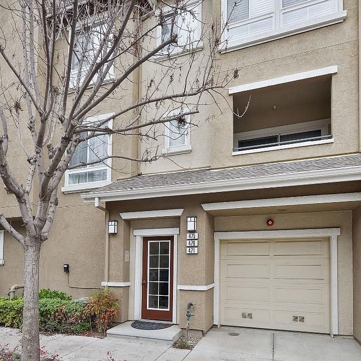 1st image of 479 Marble Arch Ave