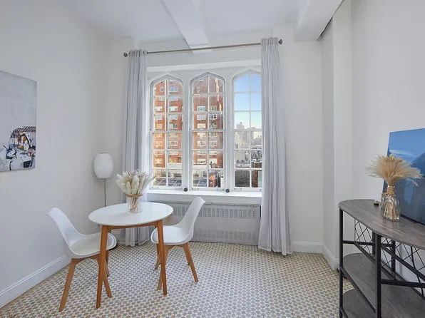 52 E 78th St APT 8B, New York, NY 10075