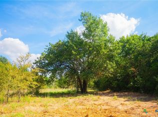 12608 Red Hill Rd, Hearne, TX 77859