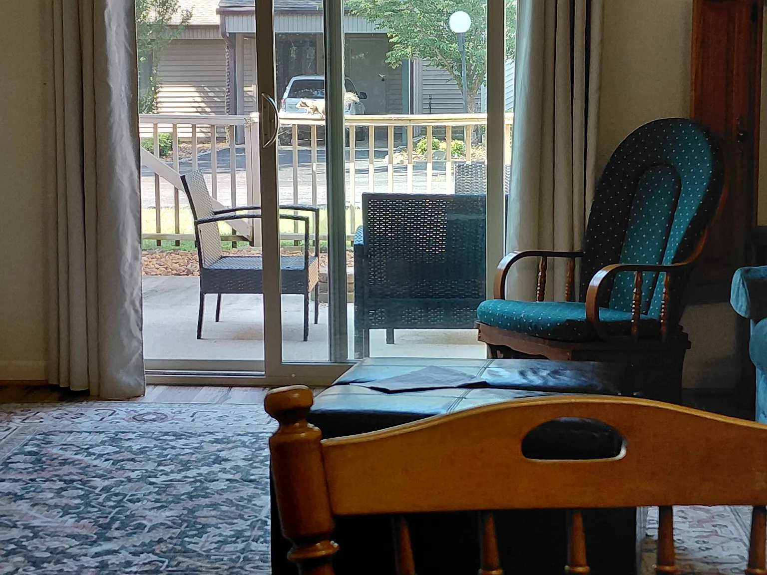 2 bed, 2.5 bath, 1252 sqft, $1,595 — Photo 2