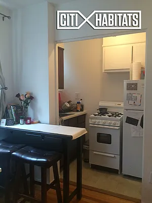 Rented by Citi Habitats | media 10