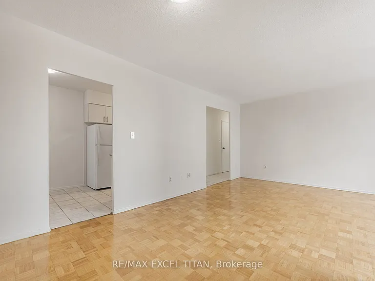 1385 Midland Ave #611 — Photo 6
