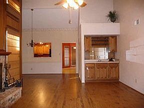 3rd image of 4333 Jenning Ct