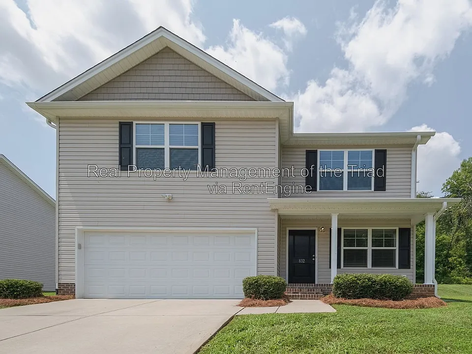 832 Prince Edward Rd