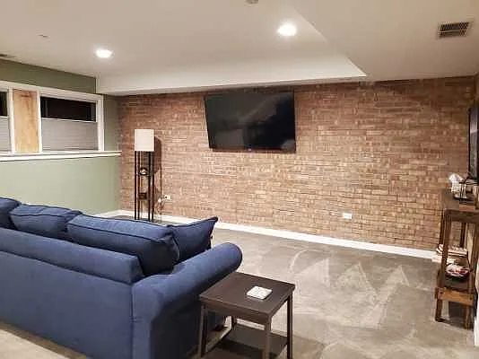 1 bed, 1.0 bath, $1,800 — Photo 2