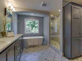 5825 Fairfax Ave, Edina, MN 55424