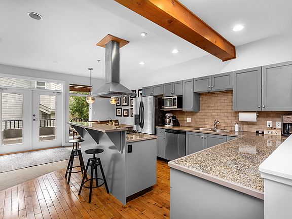 3rd image of 39758 Government Rd #19