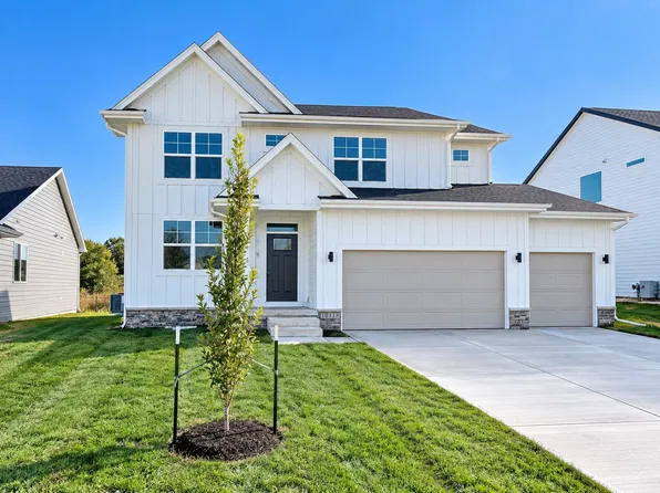 10118 NW 68th Ave, Johnston, IA 50131