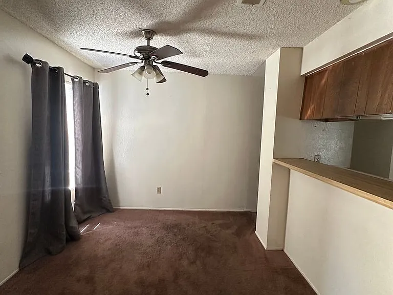 1001 McDonald Way #19 — Photo 2