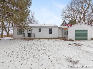 11499 Howard City Edmore Rd, Lakeview, MI 48850