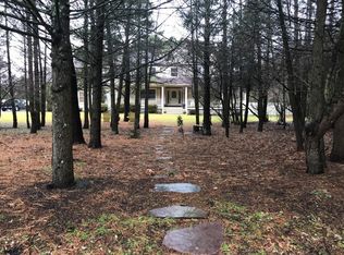 238 Natures Ln, Miller Place, NY 11764