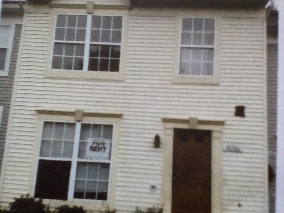 1st image of 46106 Lucca Way